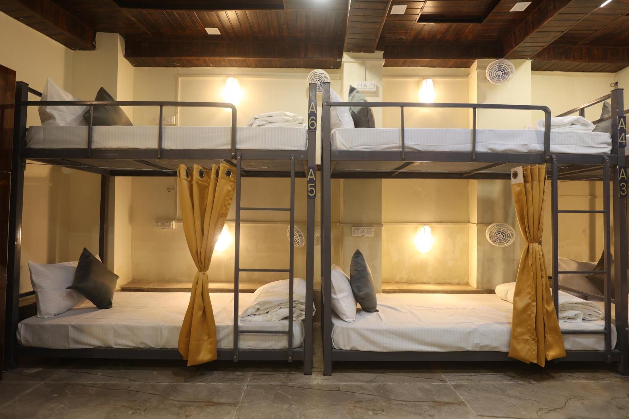 Perfectstayz Aiims Near Aiims Hospital ริชิเคช ภายนอก รูปภาพ