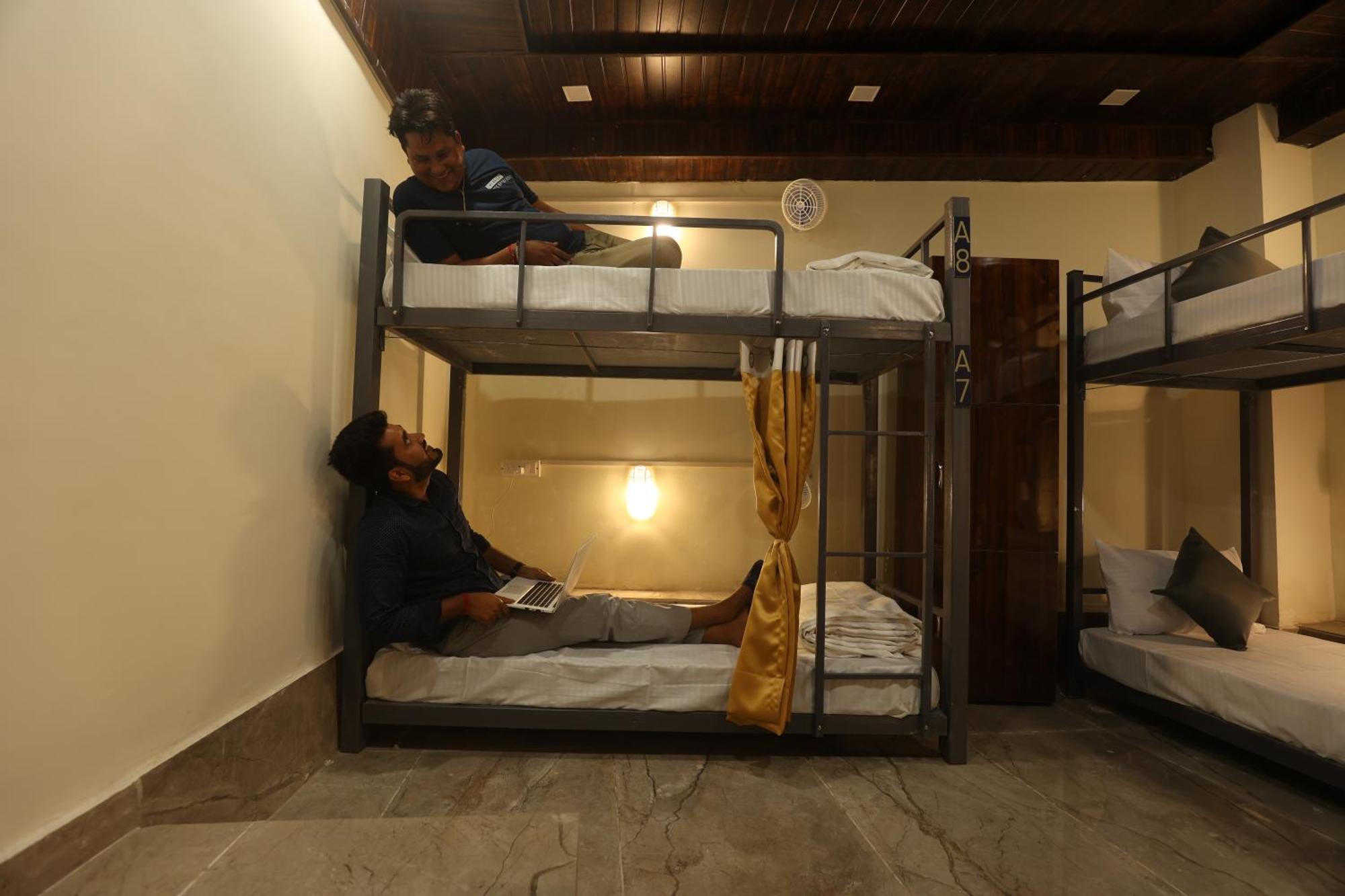 Perfectstayz Aiims Near Aiims Hospital ริชิเคช ภายนอก รูปภาพ