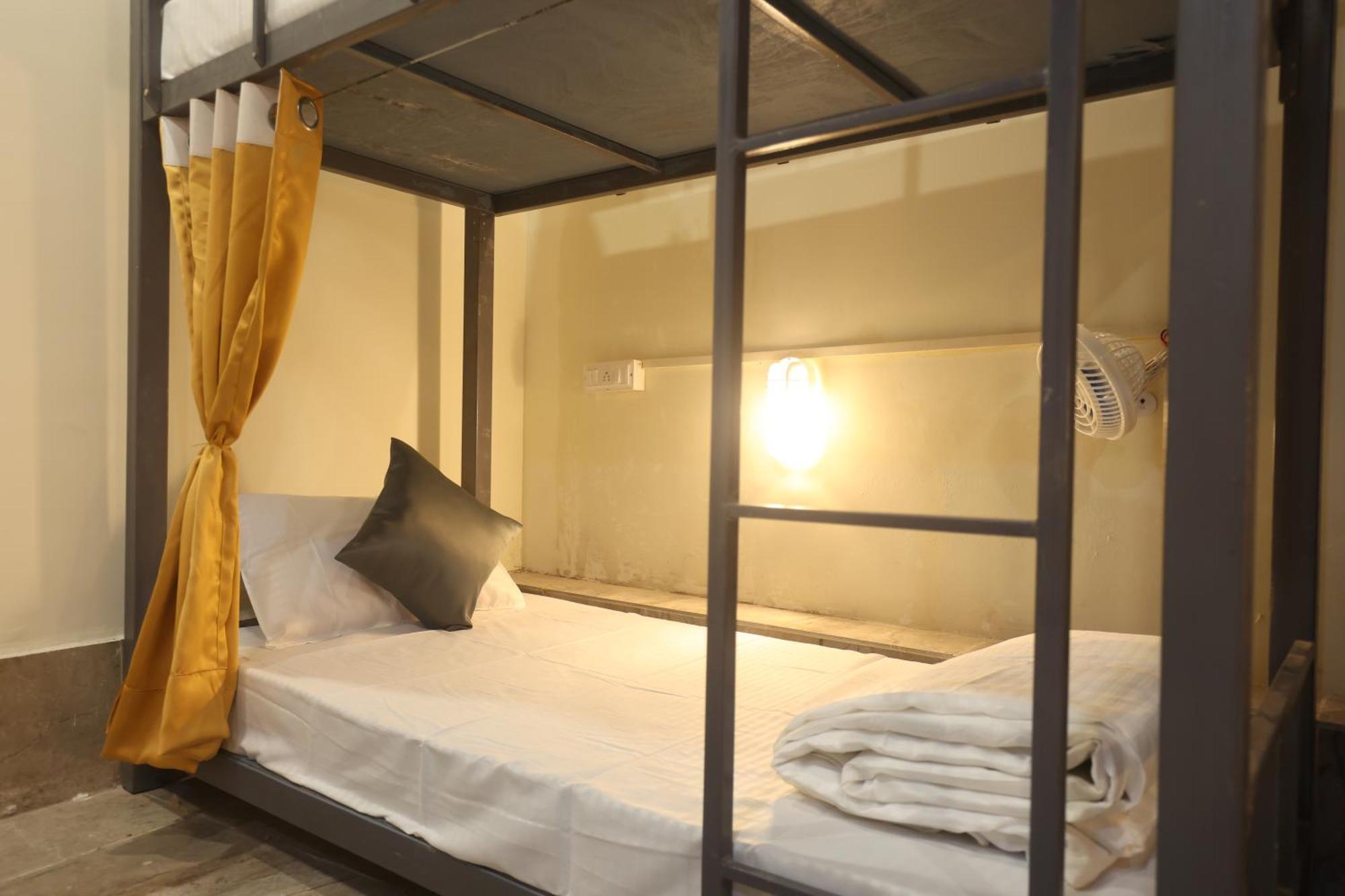 Perfectstayz Aiims Near Aiims Hospital ริชิเคช ภายนอก รูปภาพ