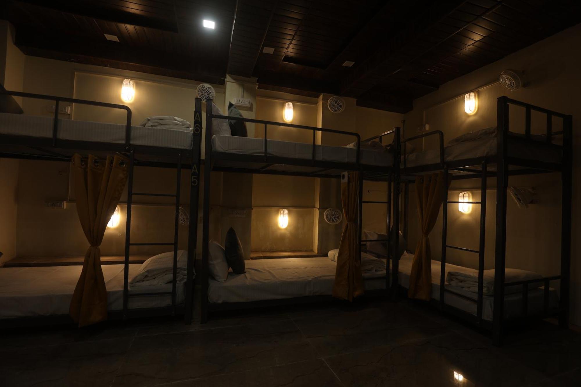 Perfectstayz Aiims Near Aiims Hospital ริชิเคช ภายนอก รูปภาพ