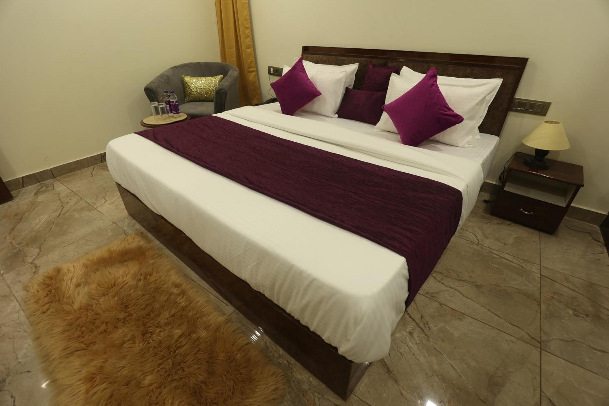 Perfectstayz Aiims Near Aiims Hospital ริชิเคช ภายนอก รูปภาพ