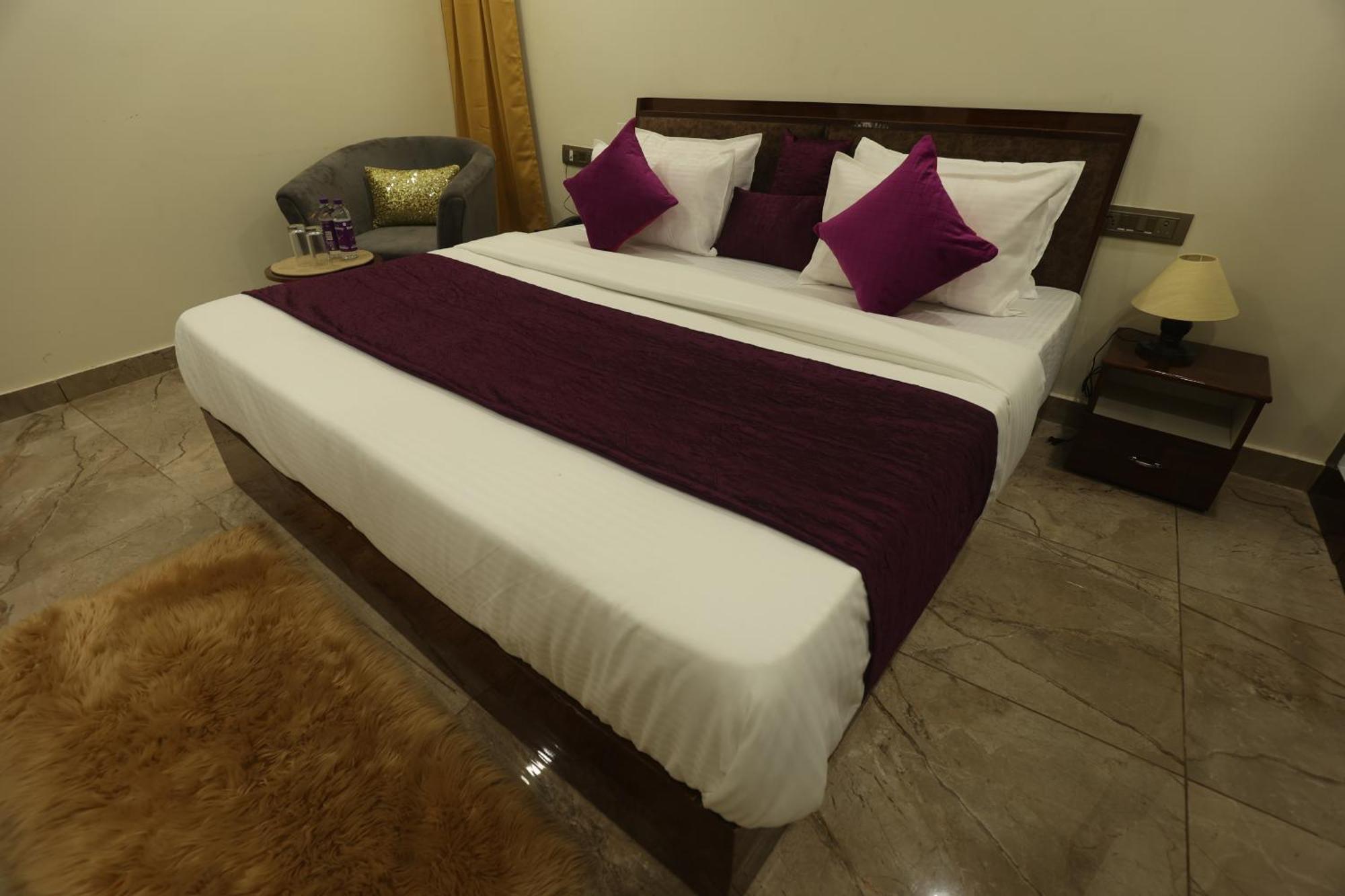 Perfectstayz Aiims Near Aiims Hospital ริชิเคช ภายนอก รูปภาพ